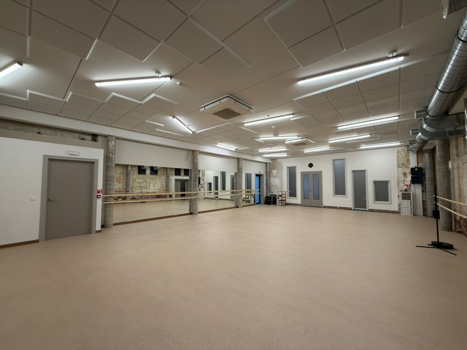 WhatsApp Image 2025-09-17 at 13.00.39